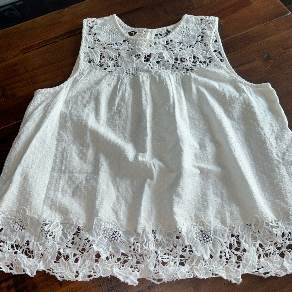 NWT— Anthropologie Tank